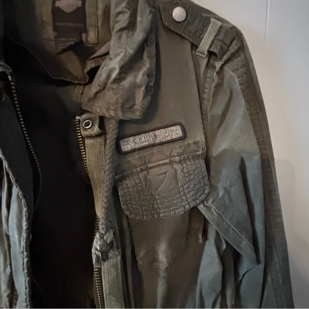 Harley Davidson Riding Jacket - Picture 3 of 16
